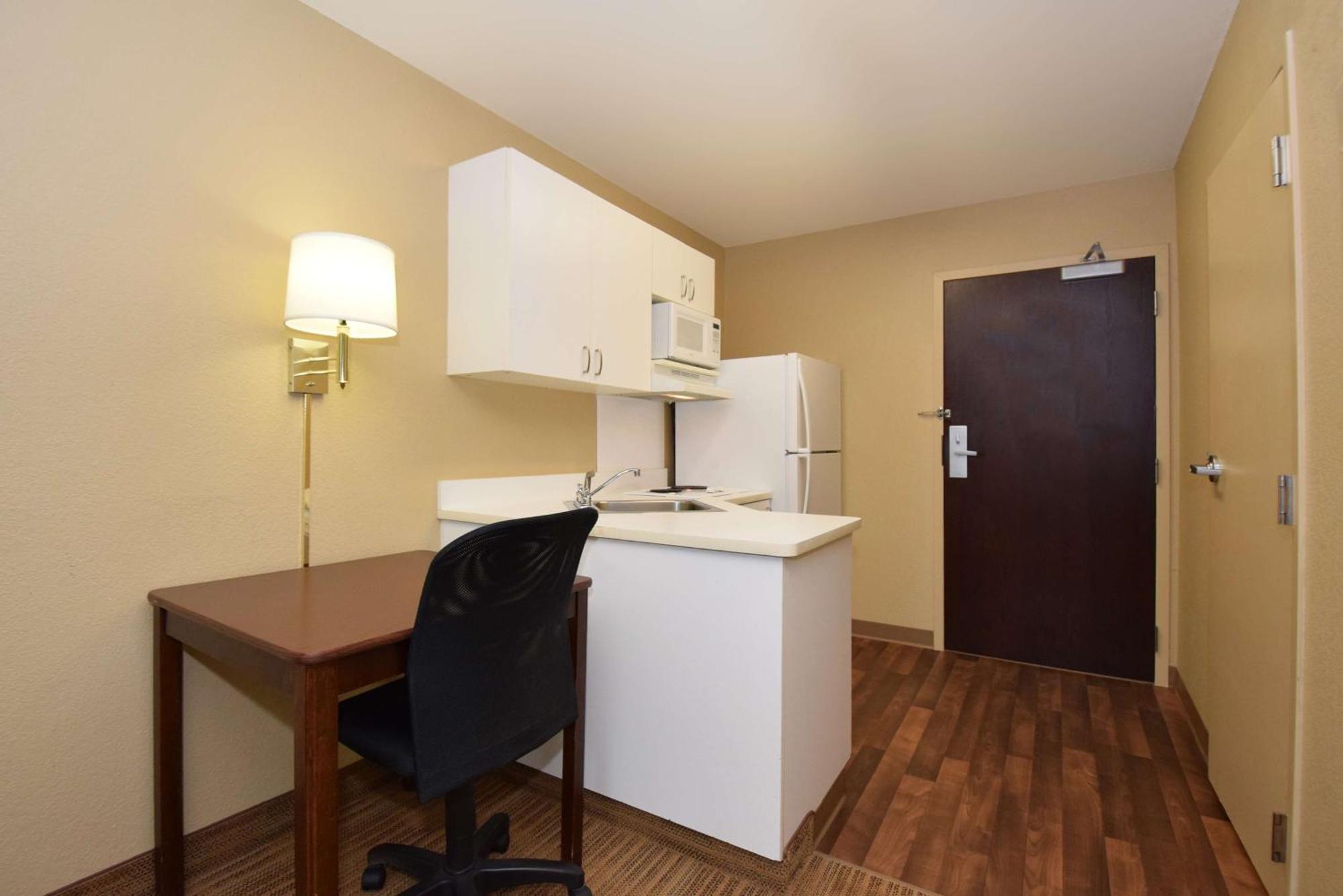 Extended Stay America Suites - Austin - Southwest Экстерьер фото